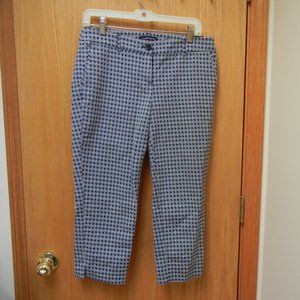 Capri Pants Sz 8 Blue White Patterned Pedal Pusher